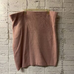 Express Pink Fuzzy Strechy pencil skirt Plus Size Curvy 3X